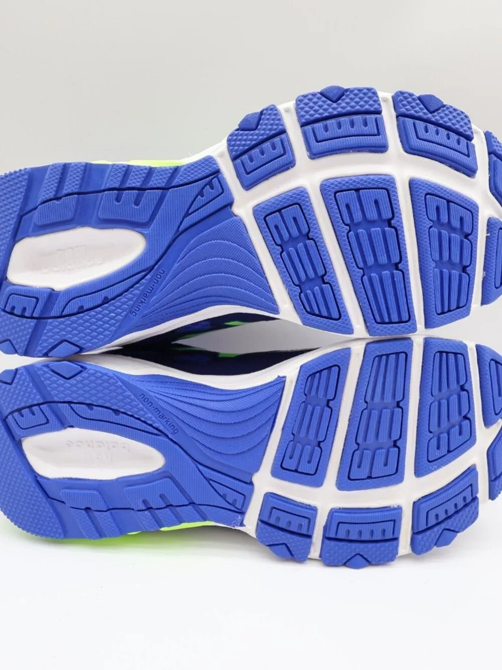 New Balance 680 Kids Running Shoes 4.5 Blue Mesh TechRide KR680BTY